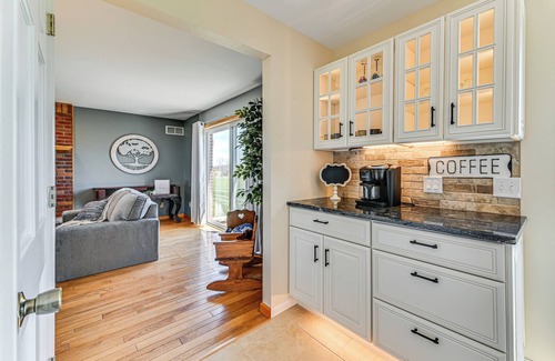 Teall Beach Casa | Awesome Geneva Home w/ Patio Near Seneca Lake!