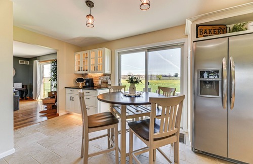 Teall Beach Casa | Awesome Geneva Home w/ Patio Near Seneca Lake!