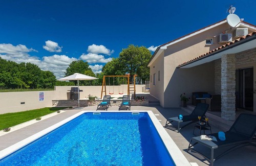 Belavici Casa | Impresionante casa en Barban