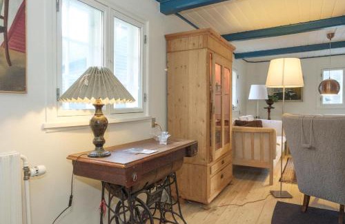 Femmøller Casa | Awesome Home In Ebeltoft With 3 Bedrooms And Internet
