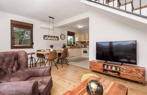 Gospic Casa | Hermosa casa de 2 dormitorios en Gospic