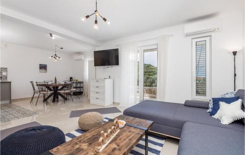 Miholascica Casa | Awesome Home In Miholascica