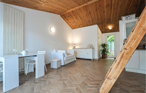 Mouans-Sartoux Casa | Awesome Home In Mouans-Sartoux