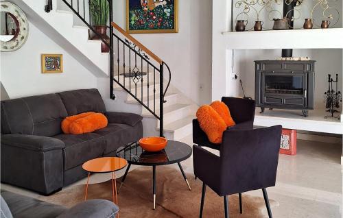 Trilj Casa | Awesome Home In Trilj