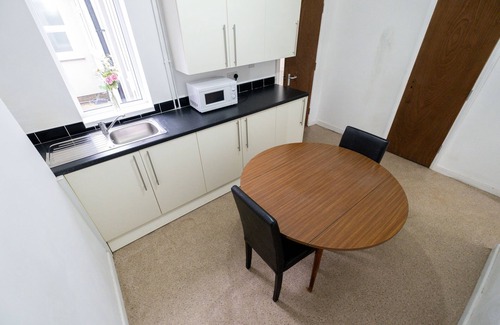 Tunstall Casa | Awesome Home Stoke-on-trent