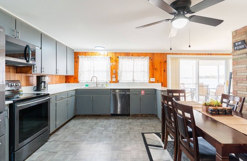 Alpena Casa | Awesome Lakefront Home with over 2,000 sqft & 160’ of lake frontage.