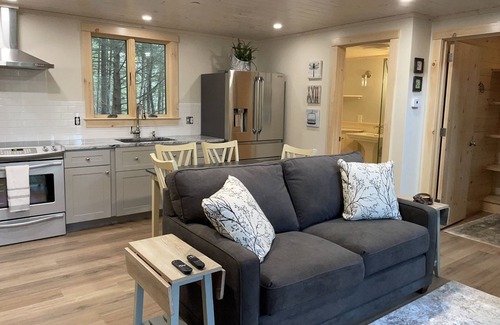 Rumford Center Cabina | Awesome MAINE MOUNTAIN TREEHOUSE! Enjoy nearby lakes, hiking & more summer fun!