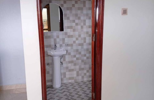 Fort Portal Hotel | AYEBA ZION HOTEL