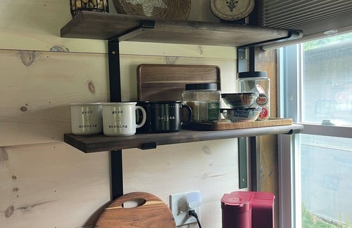 Painted Post Cabina | Ayers' Acres ~ Cabin 4, cozy cabin near Corning-Watkins Glen-Finger Lakes