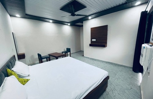 Faizabad Casa | Ayodhya Dham Hotel By GRB
