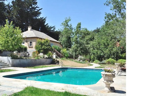 Petaluma Casa | Azari Vineyards Guest House with Pool!