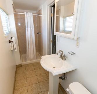 Wildwood Crest Hotel | Aztec Motel Wildwood Crest Beach