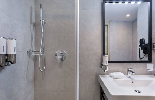 Gzira Hotel | Azur Hotel by ST Hotels