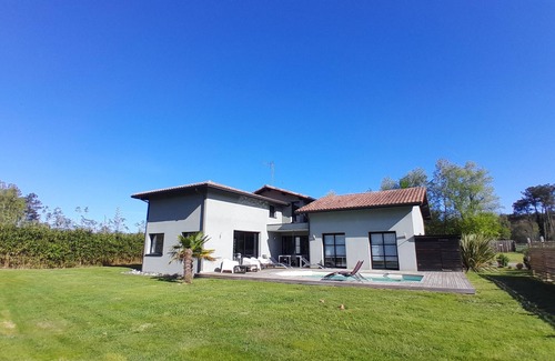 Azur Casa | Azur-Messanges Architect house Azurlake swimming pool lakeside