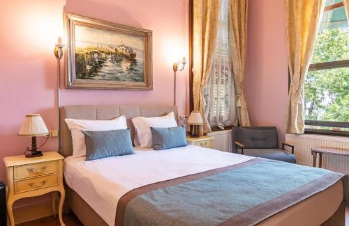 Adalar Hotel | Büyükada Anastasia Meziki History Mansion