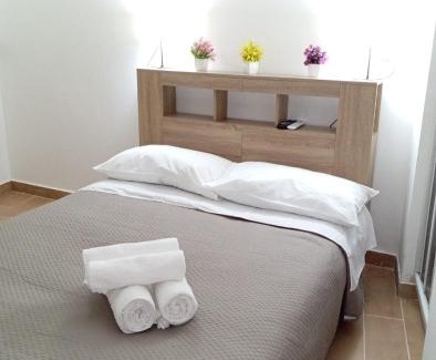 Gioia Tauro Cama Y Desayuno | B&B EmaNik
