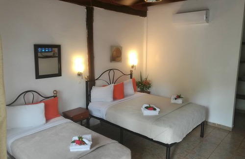 Contadora Island Cama Y Desayuno | B&B Gerald's
