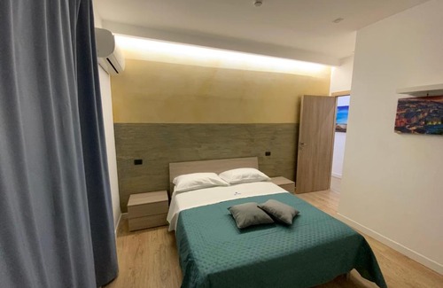 Pomigliano D'arco Cama Y Desayuno | B&B Gisa House