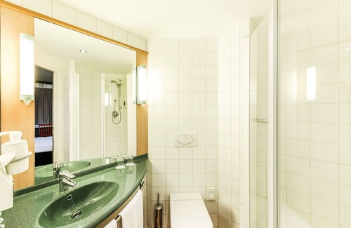 Oberbilk Hotel | B&B Hotel Düsseldorf-Hbf