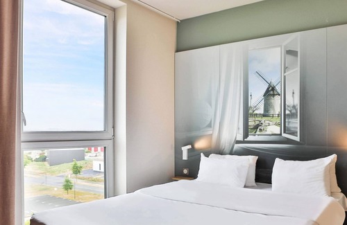 Les Herbiers Hotel | B&B HOTEL LES HERBIERS