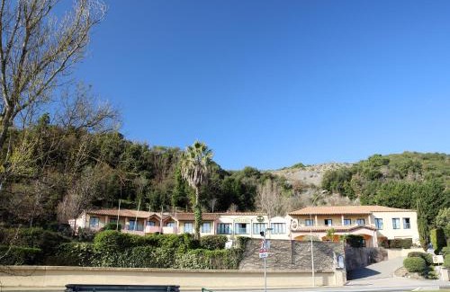 Villeneuve-Loubet Hotel | B&B HOTEL Villeneuve Loubet Village