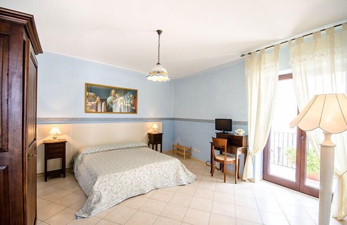 Laterza Cama Y Desayuno | B&B Iris