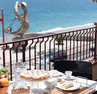 Santa Teresa di Riva Cama Y Desayuno | B&B La Sirena