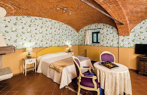 Cureggio Cama Y Desayuno | B&B Le Carrozze