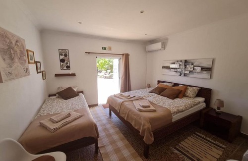 Messines de Baixo Cama Y Desayuno | B&B Quinta da Romãzeira