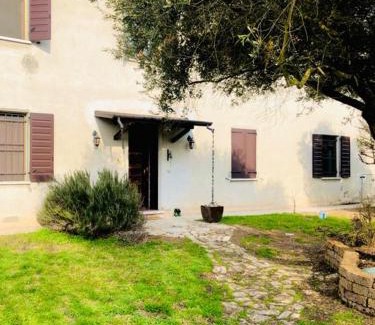 Castelletto Borgo Cama Y Desayuno | B&B Villa Ermanna