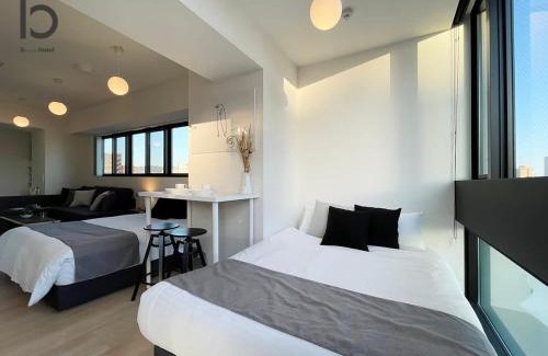 Hiroshima City Centre Apartamento | b hotel Nekoyard - Convenient Studio, Walk to Peace Park & Shops