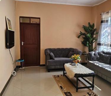 Boma la Ngombe Cama Y Desayuno | B-MORE COMFORT STAY