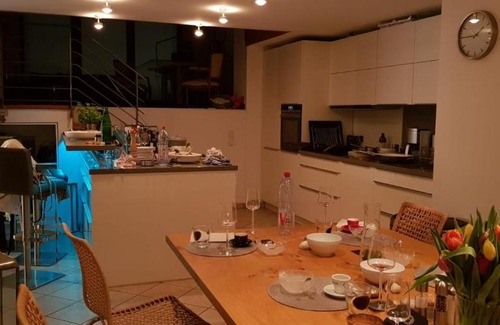 Unterrath Casa | B8 - just a private accommodation