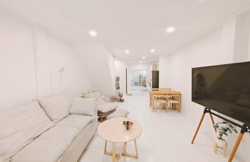 Saen Suk Casa | Baan-B BangSaen