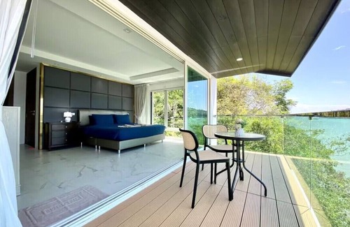 Talat Yai Villa | Baan Jayden Duplex Seaview Villa