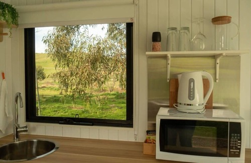 Gundagai Casa | Back Station Creek Retreat by Tiny Away