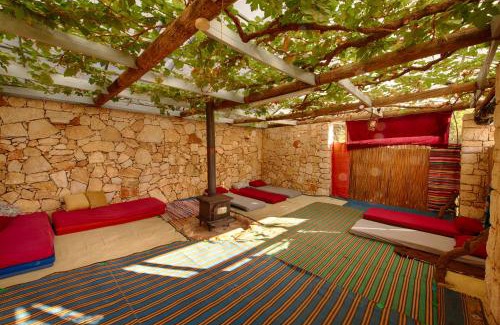 Misgav Otro | Back to Nature Camping & Huts