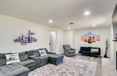 Midland Casa | Backyard and Game Room! Home in Heart of Midland