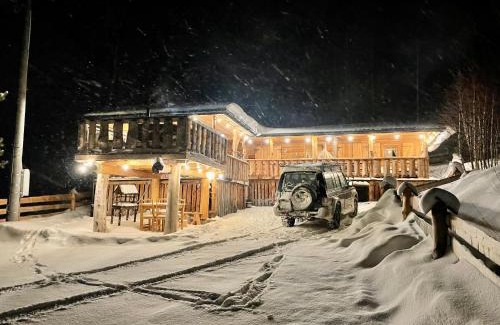 Huba Casa | Bacovka Szlembark- jacuzzi, kominek, widok na Tatry