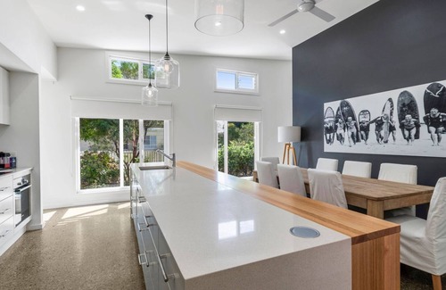Tomakin Casa | Bada Bliss - walk to the beach
