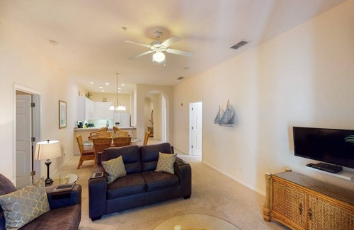 Bahama Bay Apartamento | Bahama Bay Condos by TO