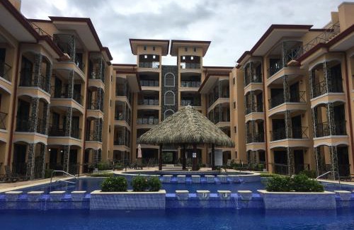 Barrio Los Villalobos Apartamento | Bahia Encantada beach front proyect, Jaco Paradise