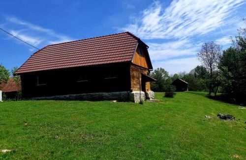 Cvetkovic Chalet De Esquí | Bakina iža