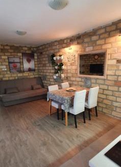 Golubac Apartamento | Bakina kuća