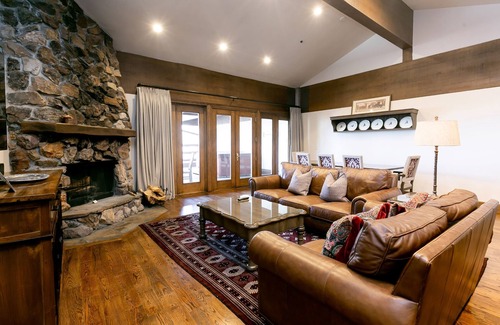 Deer Valley Apartamento | Bald Eagle Two Bedroom 2 Apartment Hotel by RedAwning