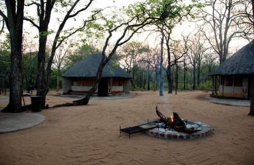 Greater Giyani Alquiler De RV | Baleni Cultural Camp