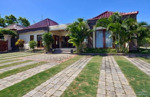 Kalibukbuk Villa | Bali Ocean View Villa en Lovina