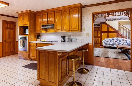 Ball Ground Otro | Ball Ground Estates - Luxury Farm Stay 81 Acres of Private Forest