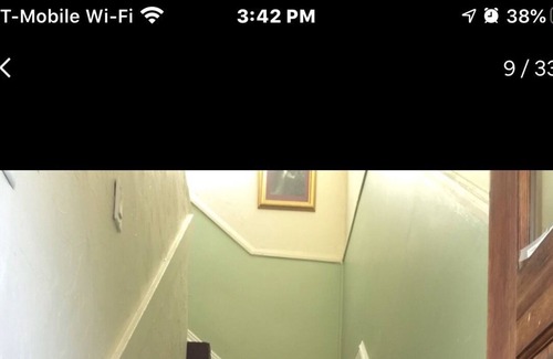 Ballard Casa | Ballard Bunkhouse 2 flats & Airstream trailer near ent. district. EV charger