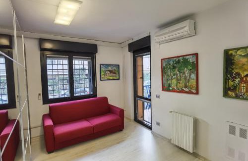 Quartiere XX Ardeatino Apartamento | Ballarin Studio Apartment for Business Travels and Holidays